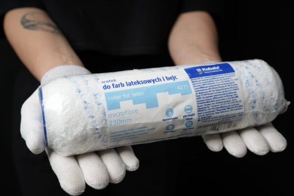 Wałek do farb lateksowych i bejc 23cm MIKROFIBRA 16 mm (4271) KUBALA